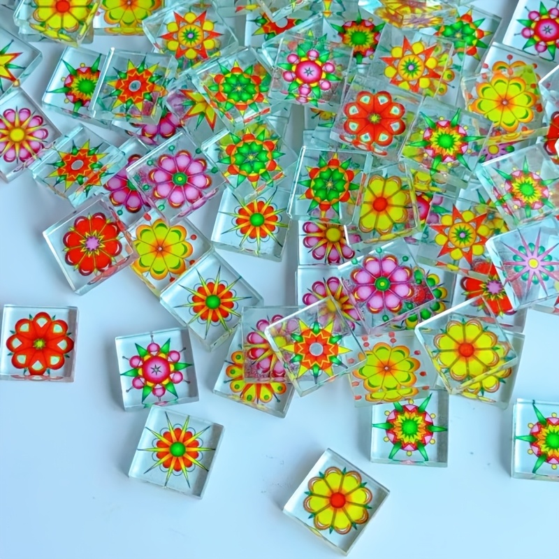 Candle Making Activity - 100/200グラムの透明モザイク素材、2.3*2.3cmのカラフルなプリントモザイクガラス片、DIY手作りキャンドルホルダー、コースター、フォトフレームのインレイ素材、子供用アートクラフト、ガラス正方形に適しています。