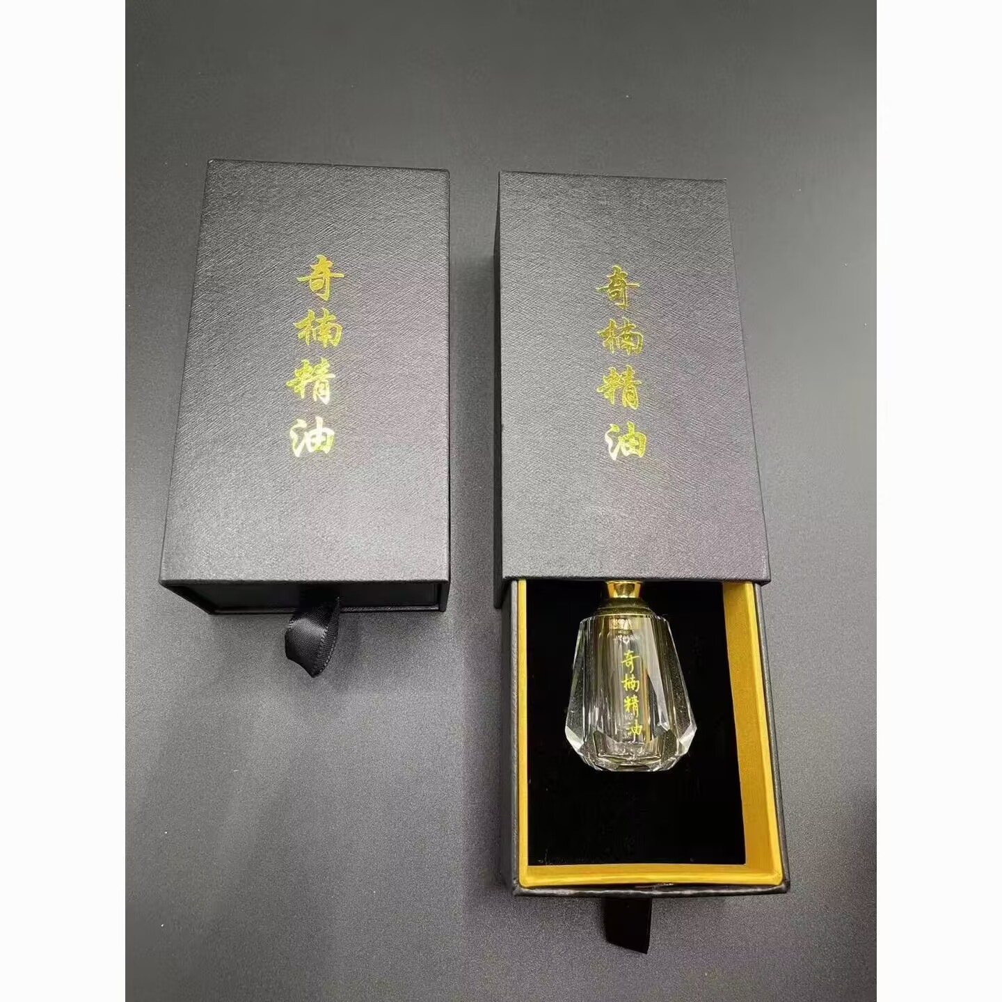 2ml/箱 リッチウード沈香オイル 長持ちするウッディな香り - Candle Making Fat のレビューと価格